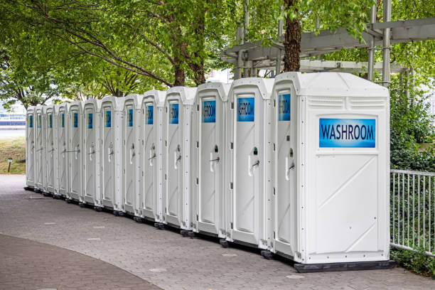 Best Emergency porta potty rental  in Miami Lakes, FL