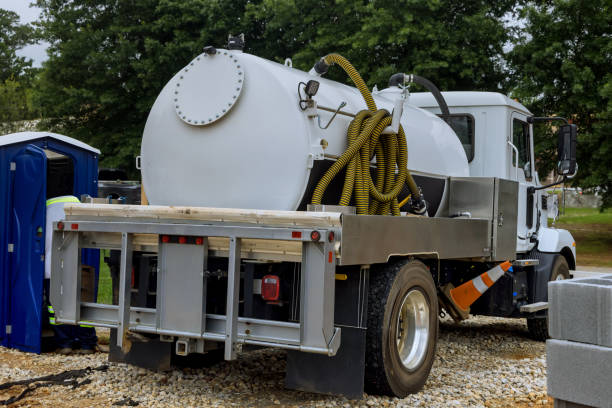 Professional porta potty rental in Miami Lakes, FL