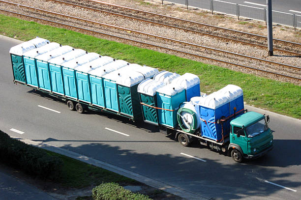 Best Porta potty delivery and setup  in Miami Lakes, FL